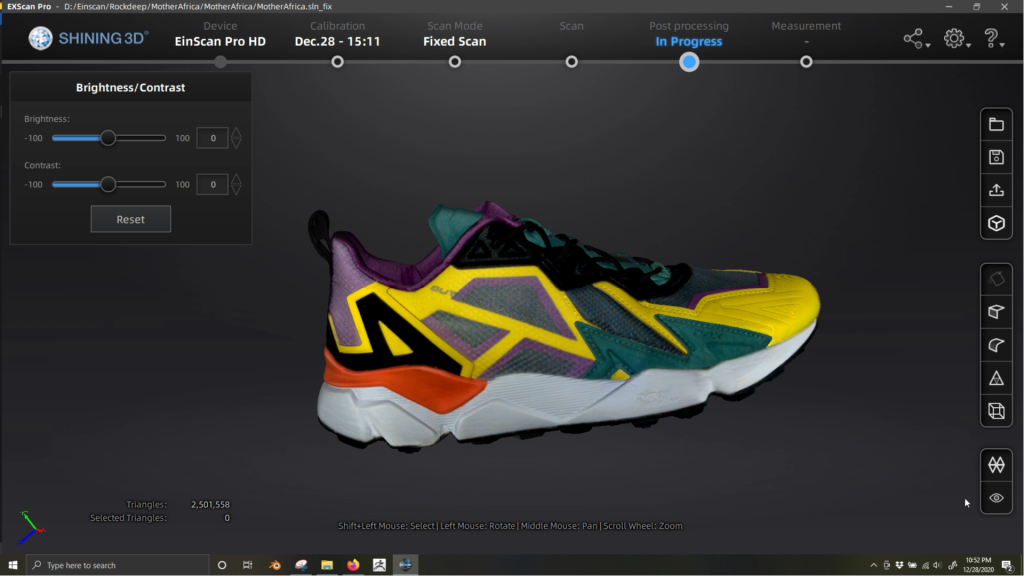 신발의 3D 컬러 스캔 데이터